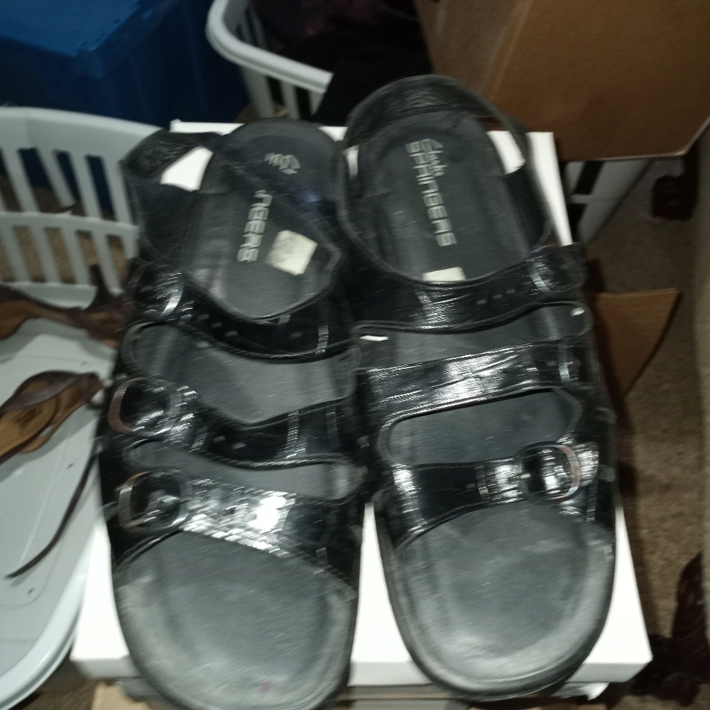 Shoes - Picture 4 of 14